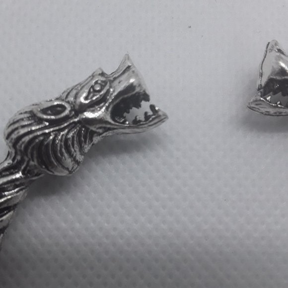 Double Dragon Head Cuff Bracelet - Picture 3 of 5